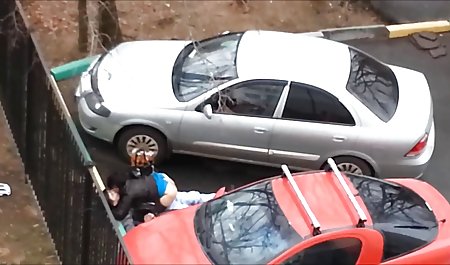 الكرمل مور افلام الجنس الفموي بالزي الرسمي